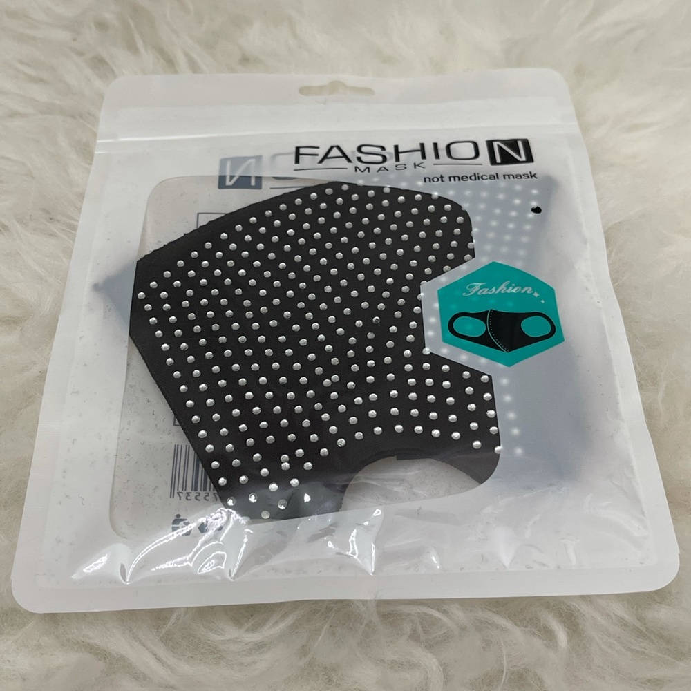 Ariana Grande Inspired Rhinestone Mask - Picture 5 of 5